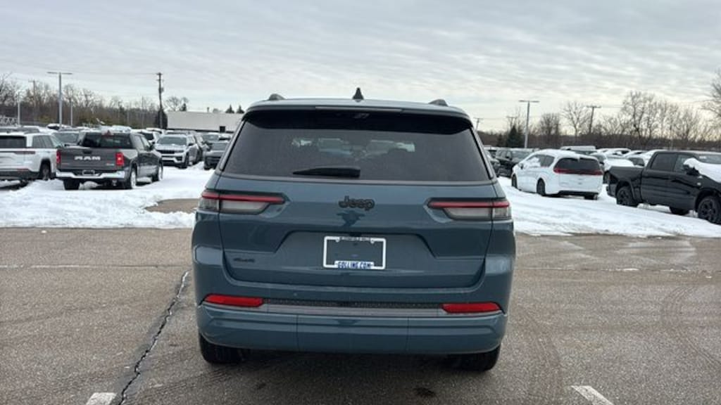 New 2026 Jeep Grand Cherokee L LIMITED RESERVE 4X4 Sport Utility