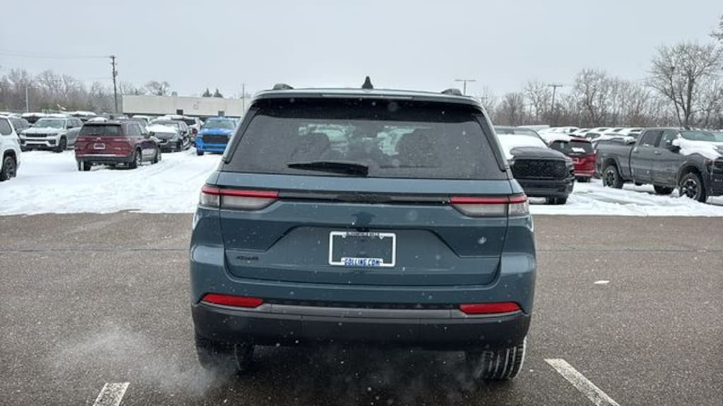 New 2026 Jeep Grand Cherokee LIMITED 4X4 Sport Utility