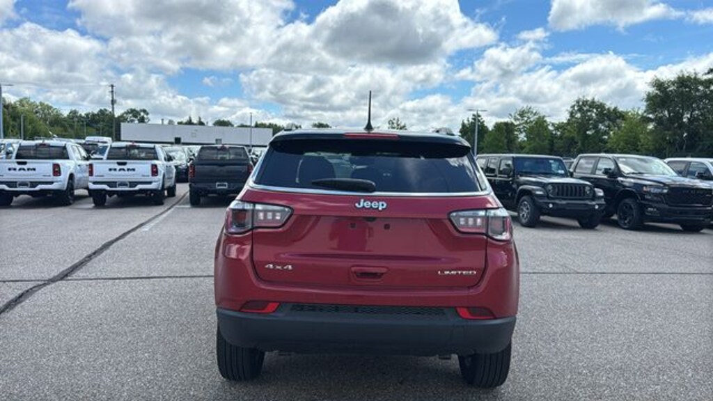 New 2026 Jeep Compass LIMITED 4X4 Sport Utility