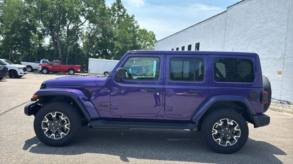 New 2026 Jeep Wrangler 4-DOOR SAHARA Sport Utility
