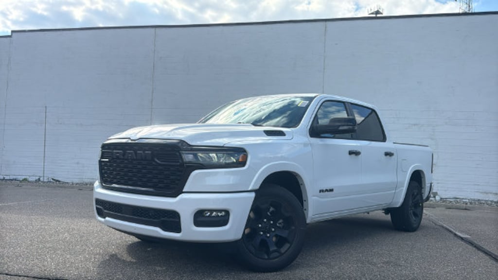 New 2027 Ram 1500 BIG HORN CREW CAB 4X4 5'7 BOX Pickup