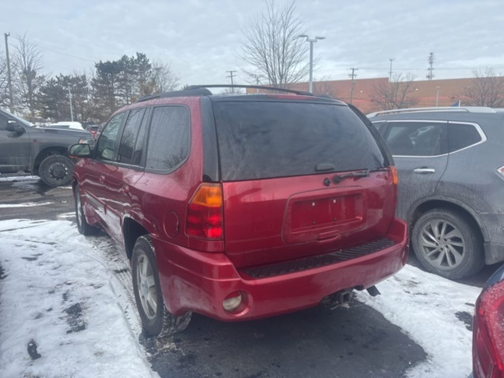 Used 2004 GMC Envoy SLT SUV