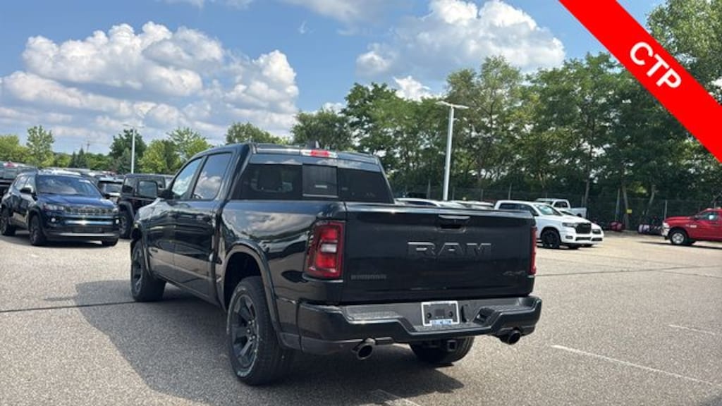 New 2026 Ram 1500 BIG HORN CREW CAB 4X4 5'7 BOX Pickup