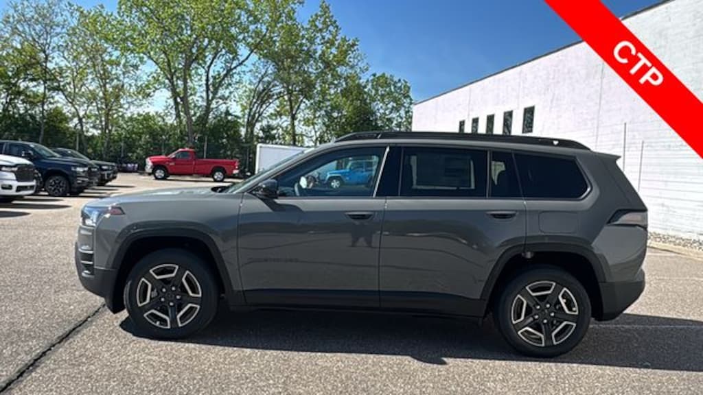 New 2026 Jeep Cherokee LAREDO 4X4 Sport Utility