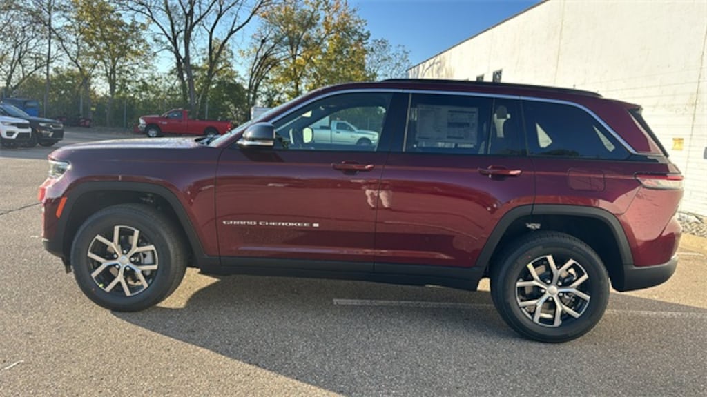 New 2025 Jeep Grand Cherokee Limited Sport Utility