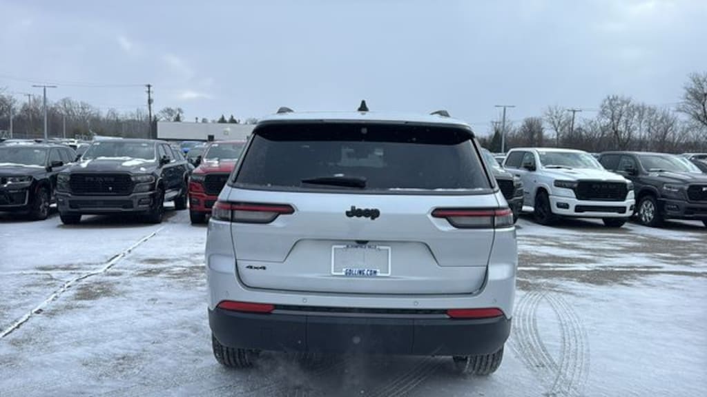 New 2026 Jeep Grand Cherokee L LAREDO ALTITUDE 4X4 Sport Utility