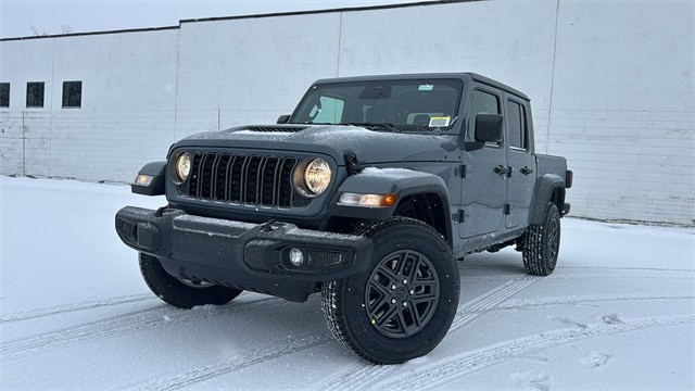2026 Jeep Gladiator Sport S's photo