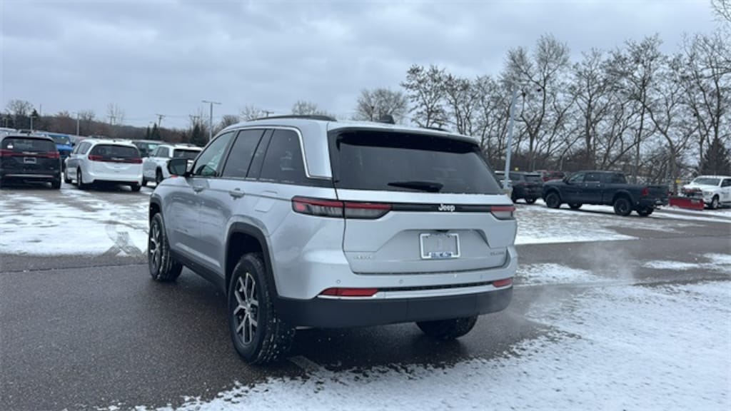 New 2025 Jeep Grand Cherokee Limited Sport Utility