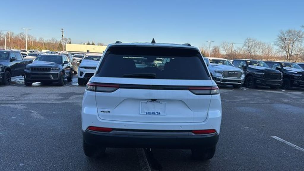 New 2026 Jeep Grand Cherokee LIMITED 4X4 Sport Utility