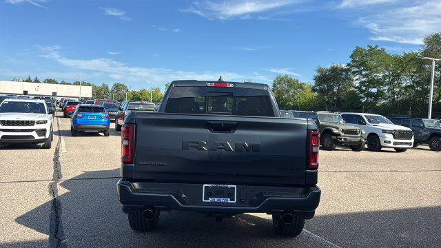 New 2027 Ram 1500 BIG HORN CREW CAB 4X4 5'7 BOX Pickup