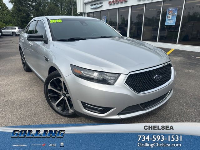 2016 Ford Taurus SHO AWD's photo