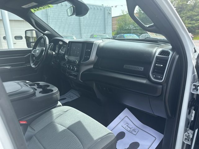 2024 RAM Ram 3500 Pickup Big Horn - Photo 31