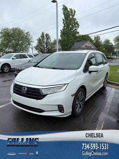 2021 Honda Odyssey Touring's photo