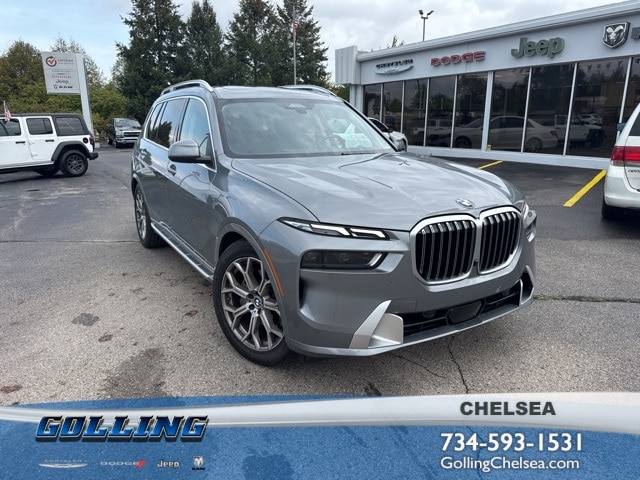 2024 BMW X7 40i's photo
