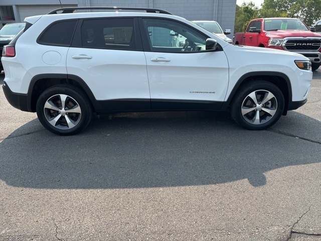 Certified 2022 Jeep Cherokee Limited with VIN 1C4PJMDX9ND526329 for sale in Chelsea, MI