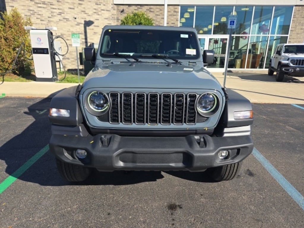New 2026 Jeep Wrangler 4-DOOR SPORT S Sport Utility