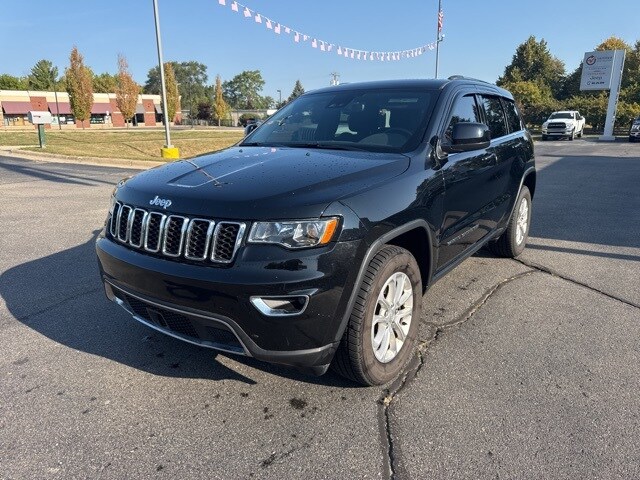 2021 Jeep Grand Cherokee Laredo E photo 3