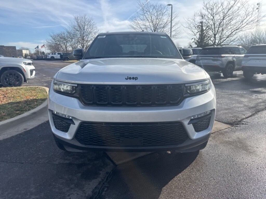 New 2025 Jeep Grand Cherokee LIMITED 4X4 Sport Utility