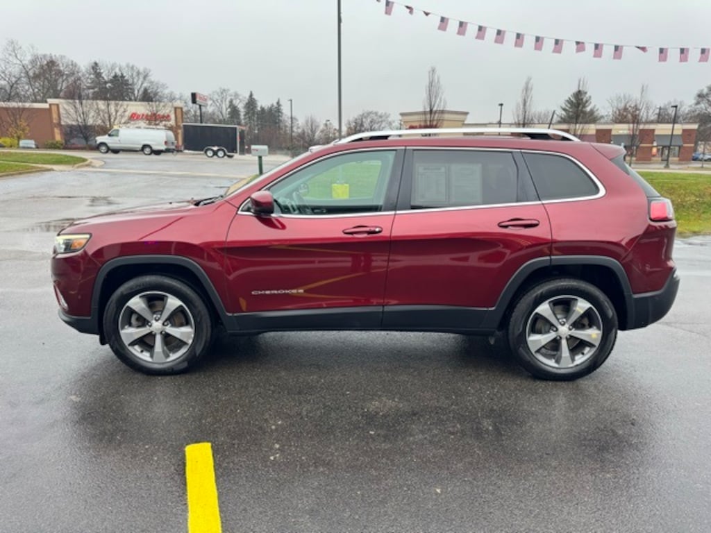 Used 2019 Jeep Cherokee Limited SUV