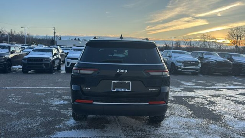 New 2026 Jeep Grand Cherokee L LIMITED 4X4 Sport Utility