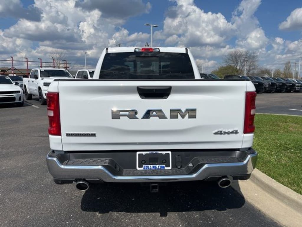 New 2026 Ram 1500 BIG HORN CREW CAB 4X4 5'7 BOX Pickup