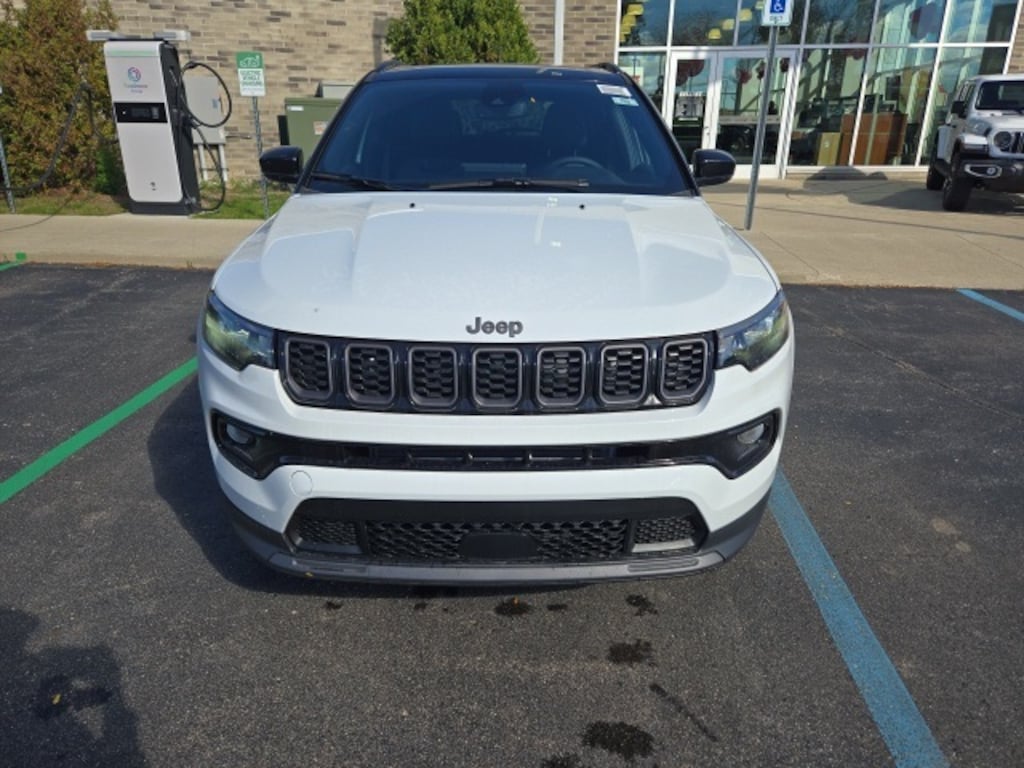 New 2026 Jeep Compass LIMITED ALTITUDE 4X4 Sport Utility