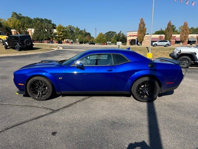 2022 Dodge Challenger R/T Scat Pack Widebody photo 4