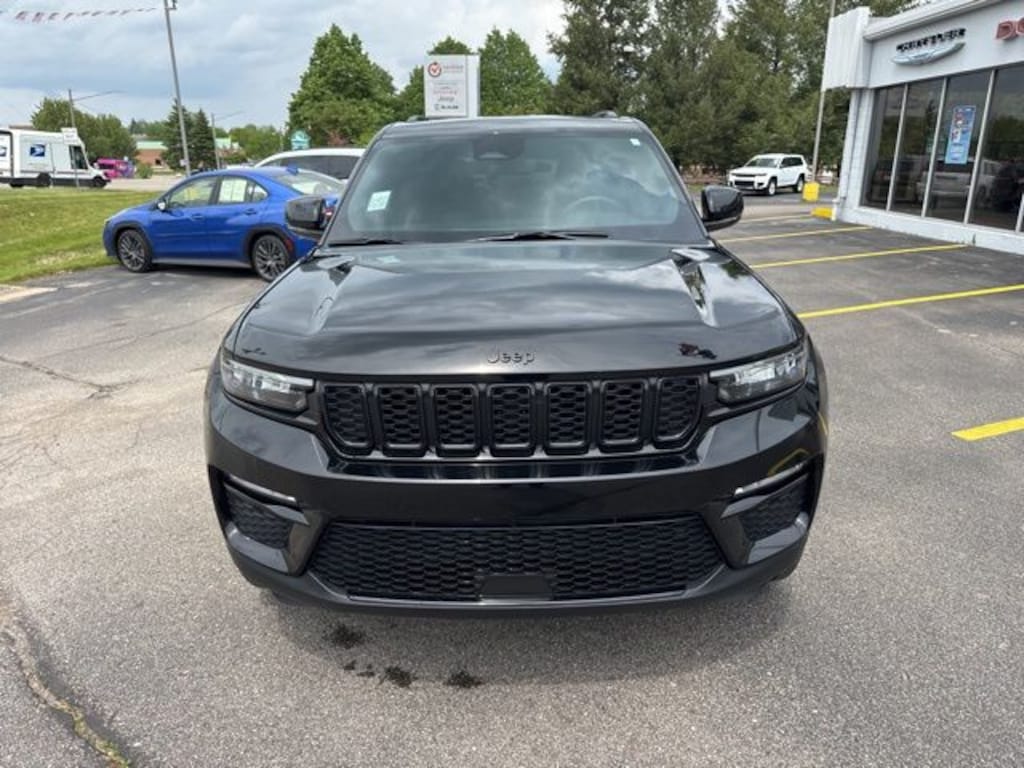 Used 2024 Jeep Grand Cherokee Limited SUV