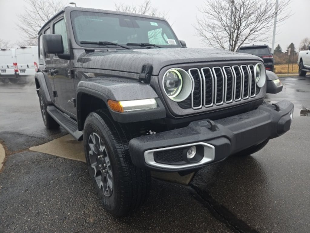 New 2025 Jeep Wrangler 4-DOOR SAHARA Sport Utility