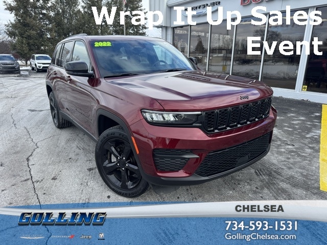 2022 Jeep Grand Cherokee Altitude's photo