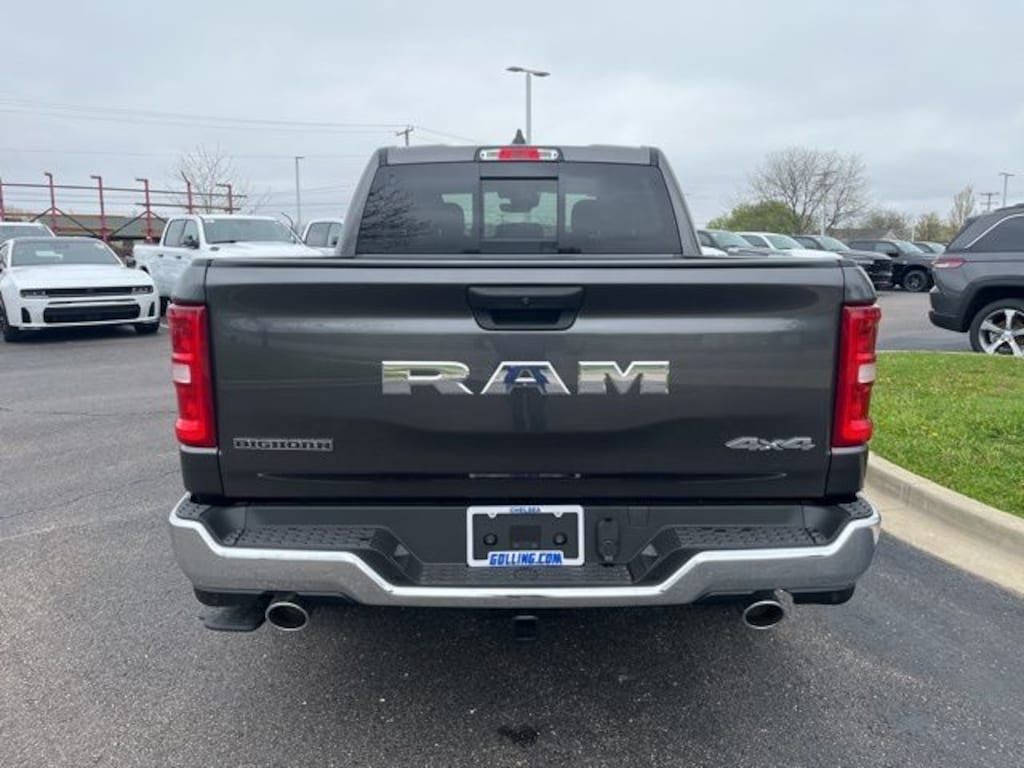 New 2026 Ram 1500 BIG HORN CREW CAB 4X4 5'7 BOX Pickup