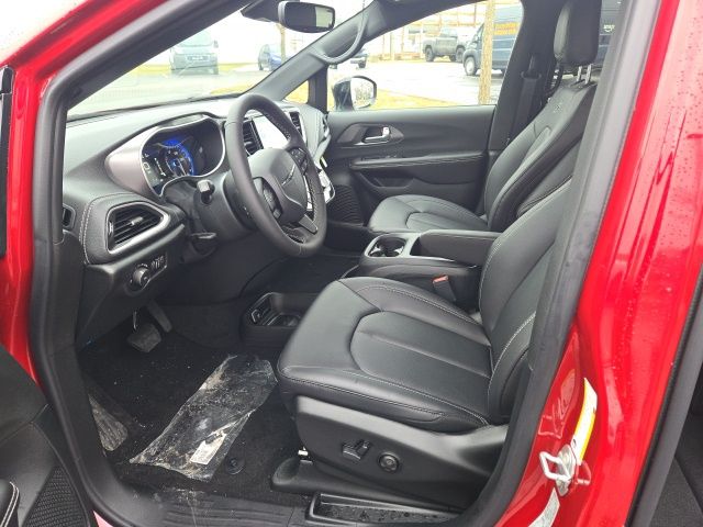 2026 Chrysler Pacifica Select - Photo 9