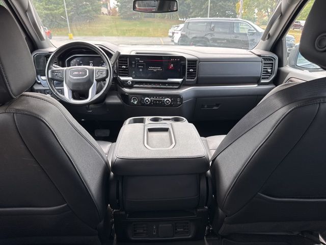 2024 GMC Sierra 1500 SLT - Photo 13