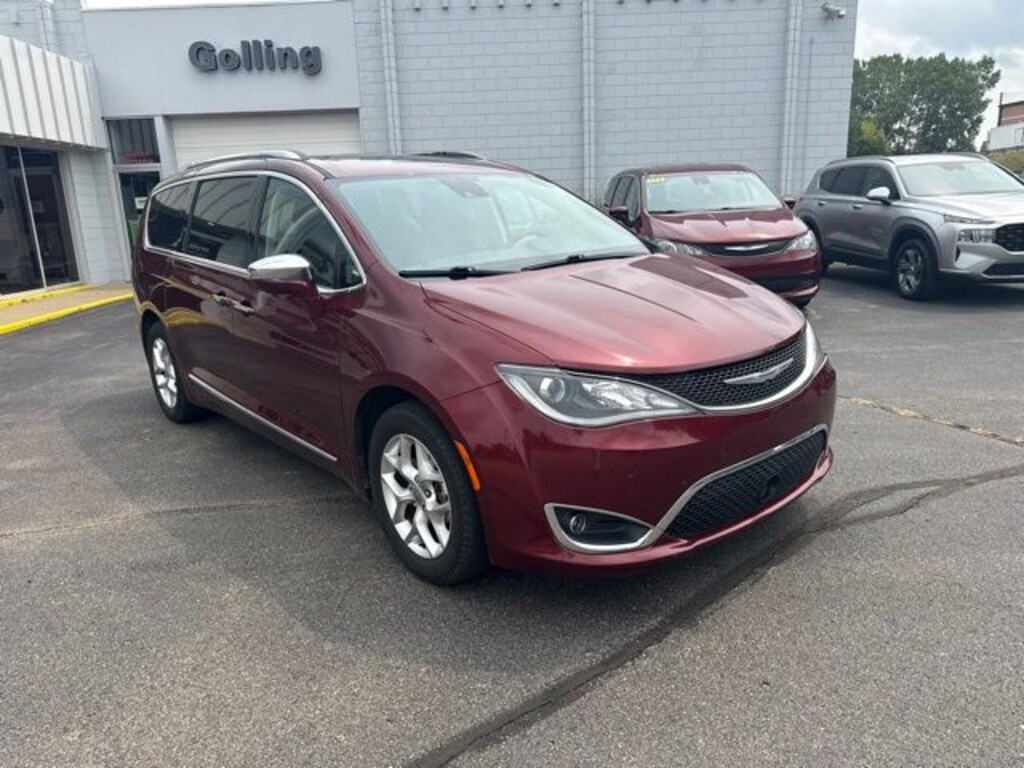 Used 2020 Chrysler Pacifica Limited Minivan/Van