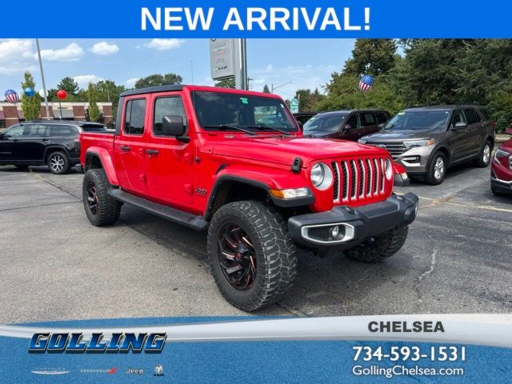 Used 2021 Jeep Gladiator Overland Truck