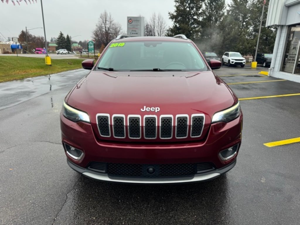 Used 2019 Jeep Cherokee Limited SUV