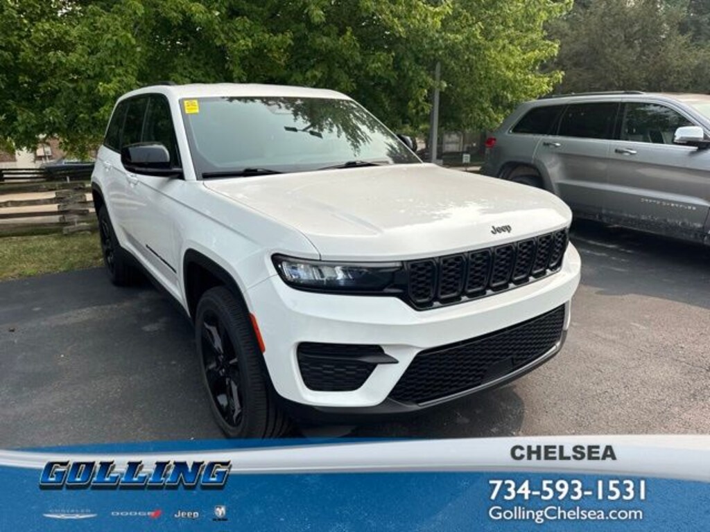 Used 2023 Jeep Grand Cherokee Altitude X SUV