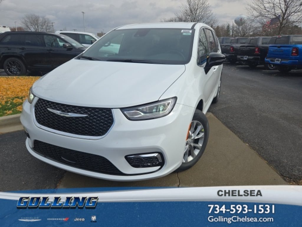 New 2026 Chrysler Pacifica SELECT AWD Passenger Van