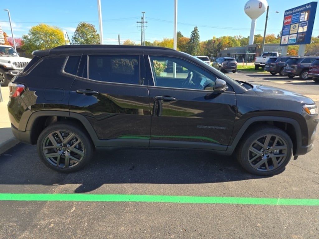 New 2026 Jeep Compass LIMITED ALTITUDE 4X4 Sport Utility