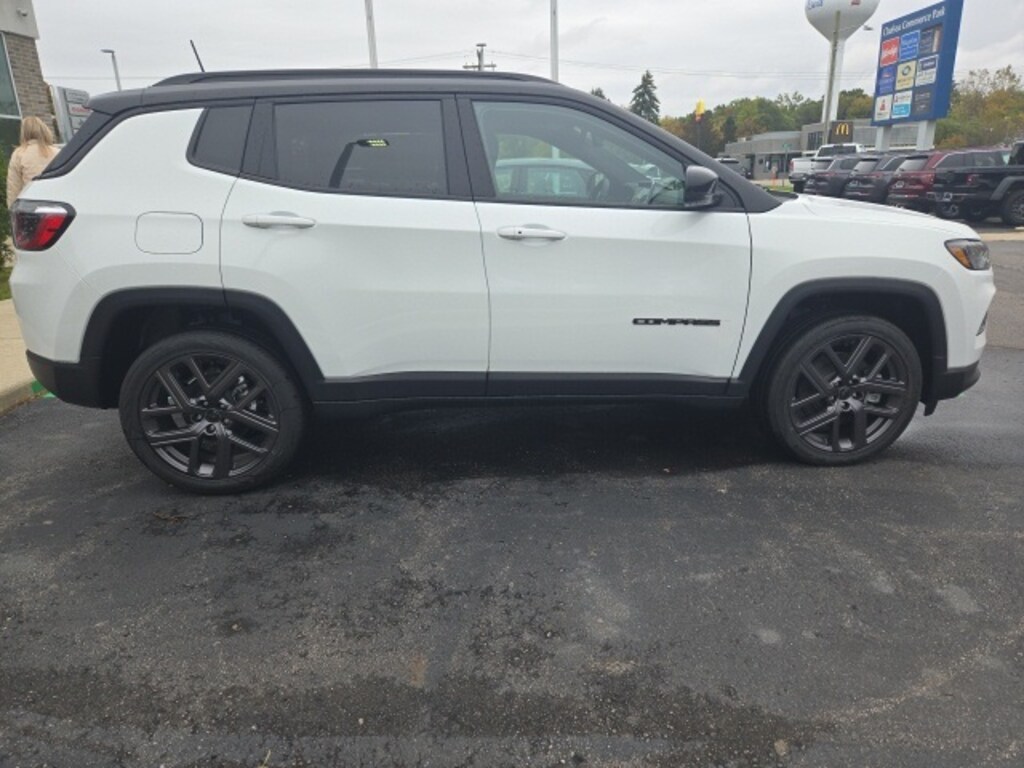 New 2026 Jeep Compass LIMITED ALTITUDE 4X4 Sport Utility