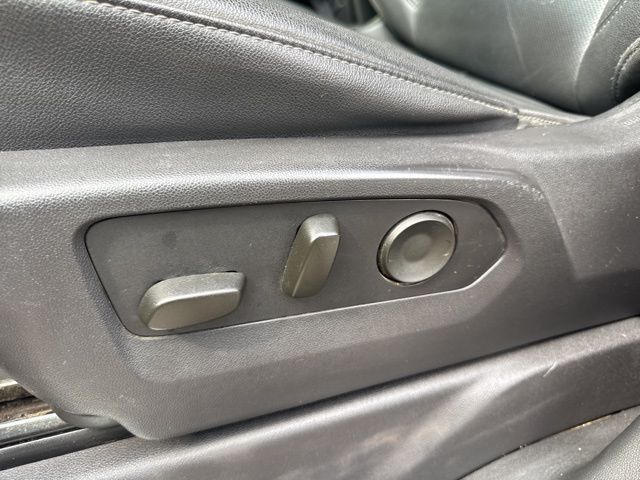 2024 GMC Sierra 1500 SLT - Photo 16