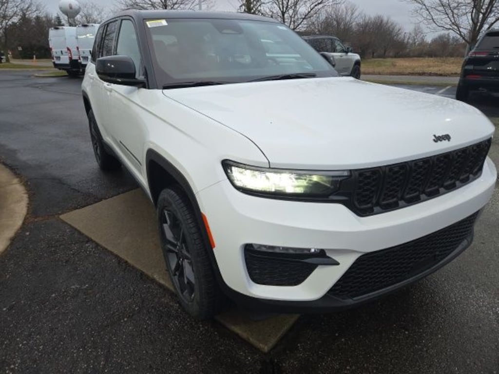 New 2025 Jeep Grand Cherokee LIMITED 4X4 Sport Utility