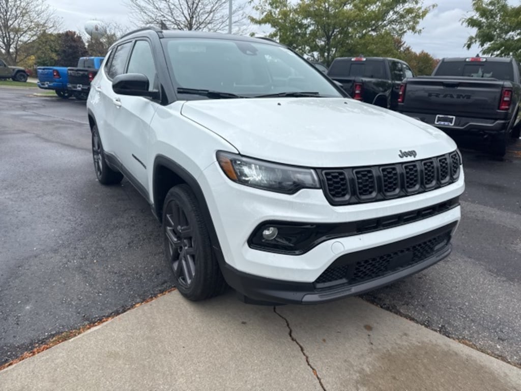 New 2026 Jeep Compass LIMITED ALTITUDE 4X4 Sport Utility
