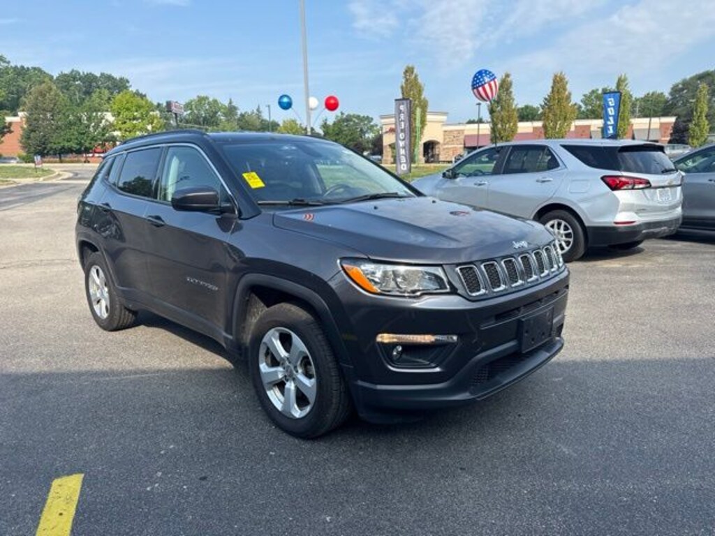 Used 2018 Jeep Compass Latitude SUV