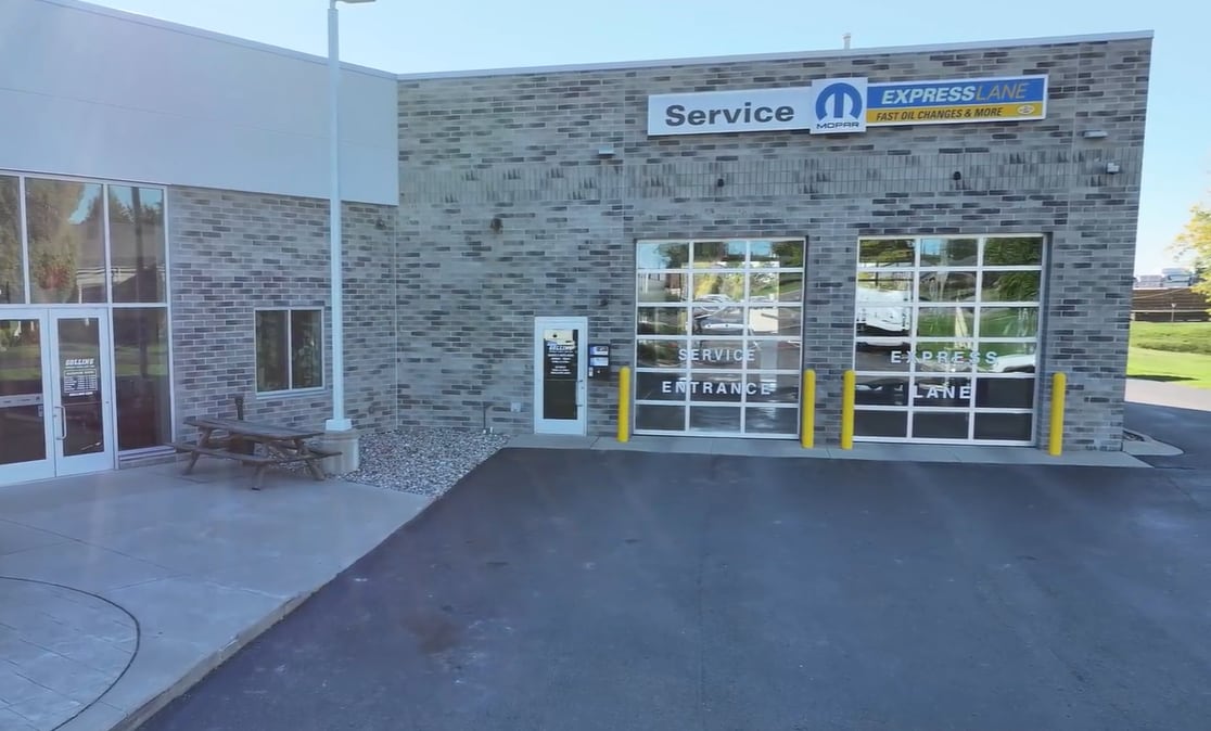 Service center at Golling CDJR Chelsea