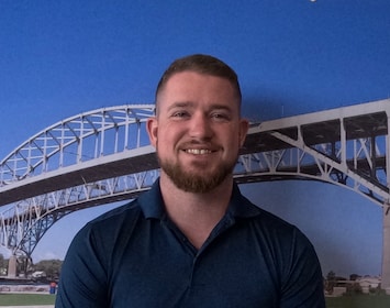 Staff member Bryce Carter from ID_e9919f7b8a03