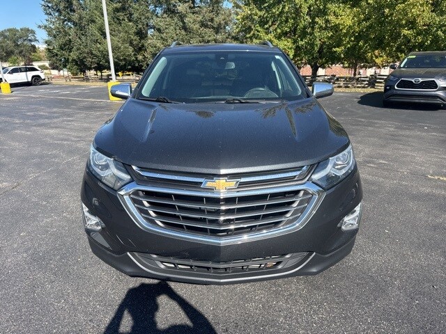 2018 Chevrolet Equinox Premier photo 2