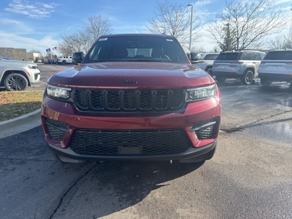 New 2025 Jeep Grand Cherokee ALTITUDE X 4X4 Sport Utility