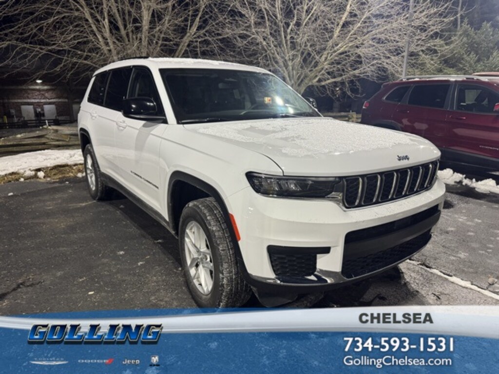 Used 2023 Jeep Grand Cherokee L Laredo SUV