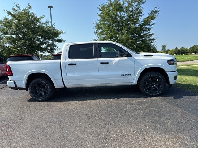 2025 Ram 1500 Big Horn photo 4